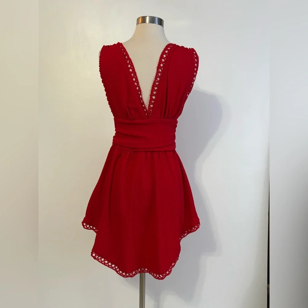 SHEIN Red Sleeveless Deep V Mini Dress with Crochet Trim